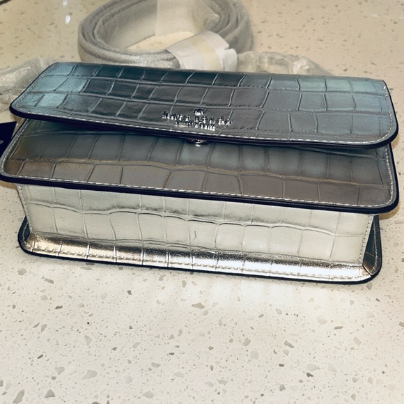 ♠️ Kate Spade Madison Croc Embossed Mini Crossbody Silver NWT - Picture 6 of 13